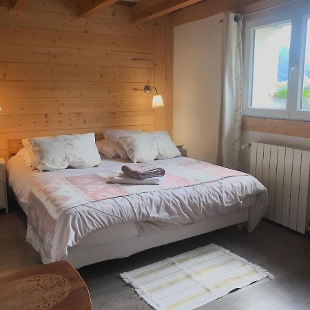 Chez Julie Bed & Breakfast Thollon-les-Memises Bagian luar foto
